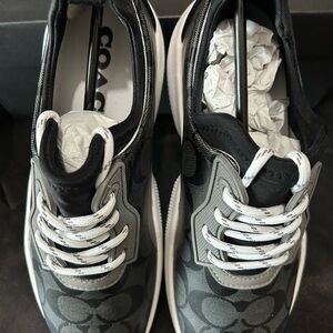 Coach Black and Gray Sneakers C270